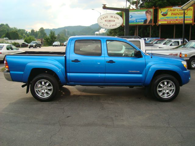 Toyota Tacoma 2009 photo 2