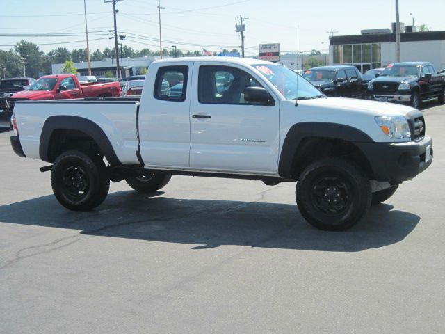 Toyota Tacoma 2009 photo 2