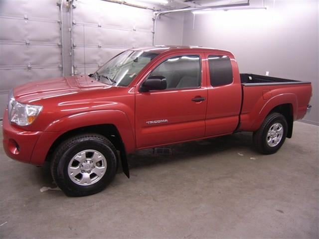 Toyota Tacoma 2010 photo 14