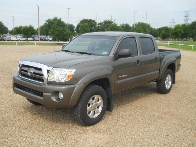 Toyota Tacoma 2010 photo 3