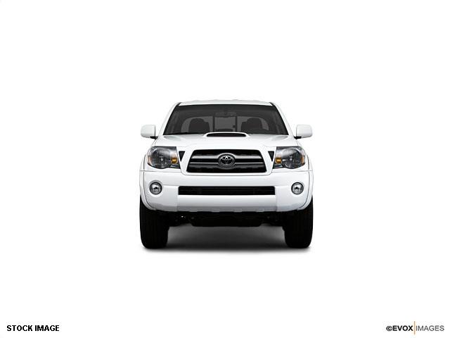 Toyota Tacoma 2010 photo 2