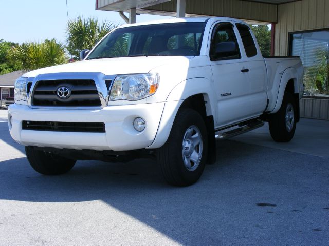 Toyota Tacoma 2010 photo 14