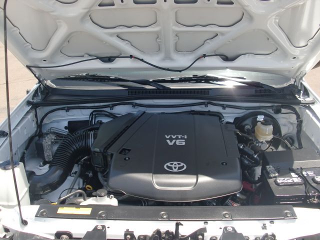 Toyota Tacoma 2010 photo 15