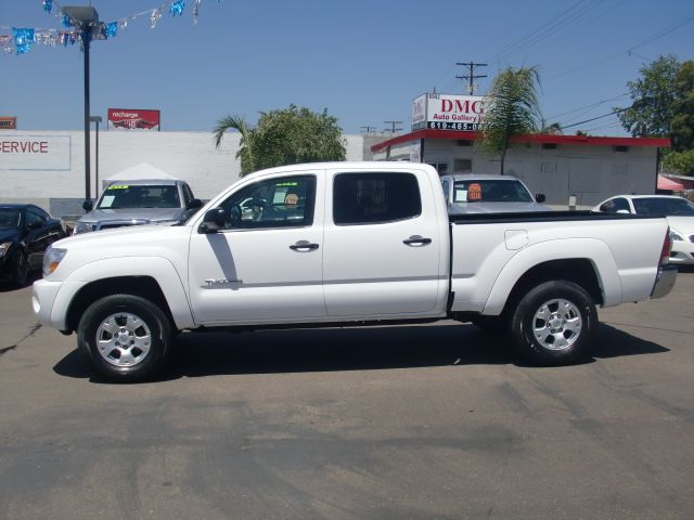 Toyota Tacoma 2010 photo 17