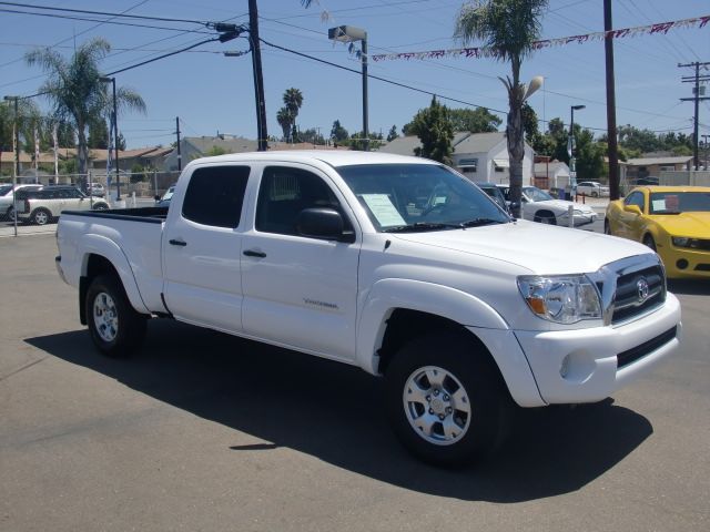 Toyota Tacoma 2010 photo 27