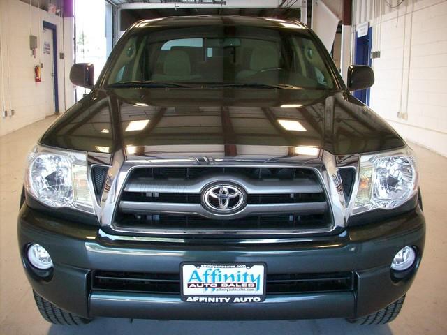 Toyota Tacoma 2010 photo 3