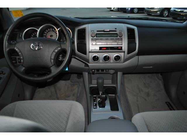 Toyota Tacoma C300 Luxury Pickup