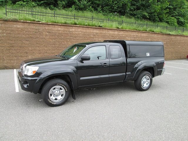 Toyota Tacoma 2010 photo 2