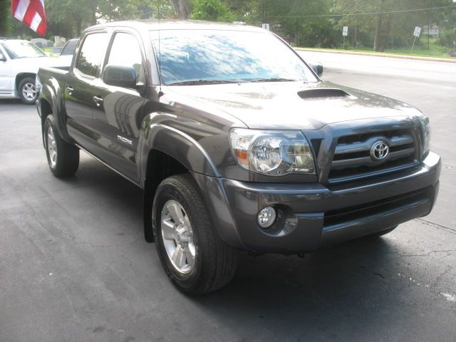 Toyota Tacoma 2010 photo 4