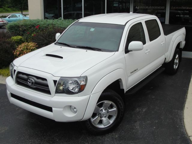 Toyota Tacoma 2010 photo 4