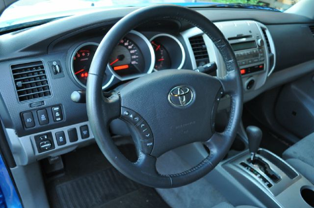 Toyota Tacoma 2010 photo 5