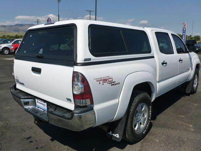 Toyota Tacoma 2011 photo 3