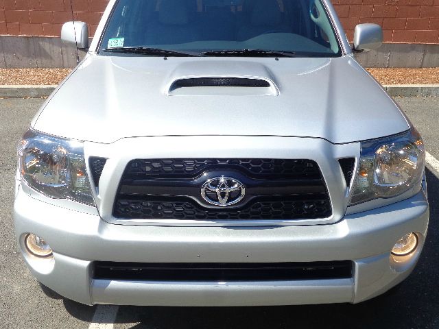 Toyota Tacoma Ext Cab - 4x4 LT At Brookv Pickup Truck