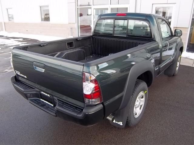 Toyota Tacoma 2011 photo 2