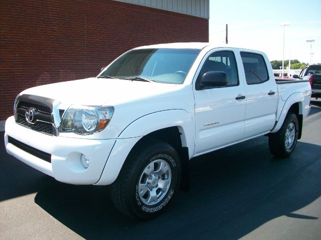 Toyota Tacoma 2011 photo 3