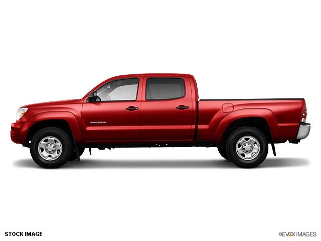 Toyota Tacoma XLT 2WD Pickup