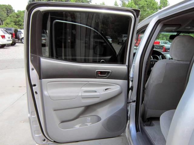 Toyota Tacoma 2011 photo 1