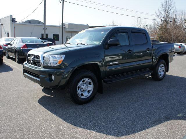 Toyota Tacoma 2011 photo 2