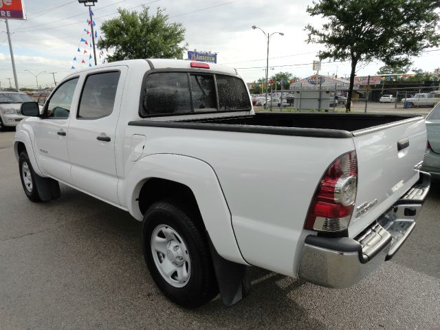 Toyota Tacoma 2011 Kia SX Pickup Truck