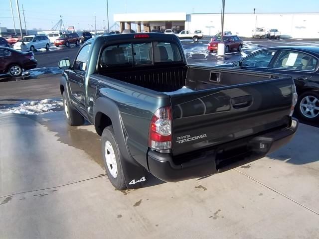 Toyota Tacoma 2011 photo 2