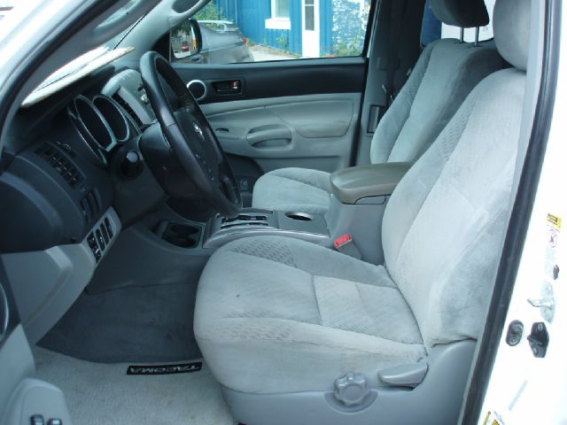 Toyota Tacoma 2011 photo 4