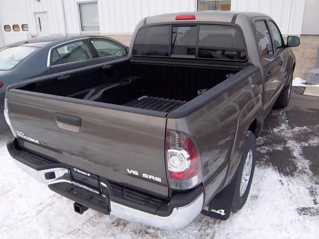 Toyota Tacoma 2011 photo 1