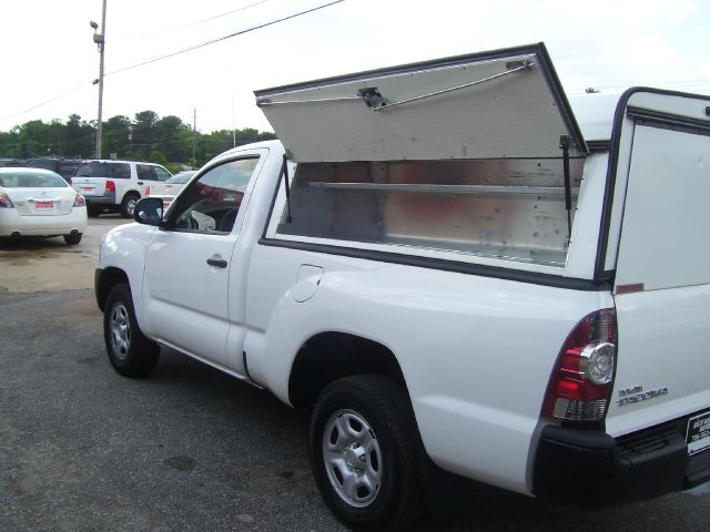 Toyota Tacoma 2011 photo 29