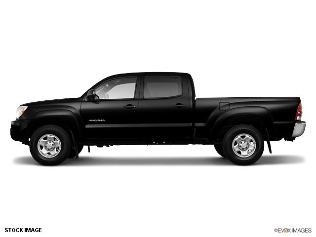 Toyota Tacoma XLT 2WD Pickup