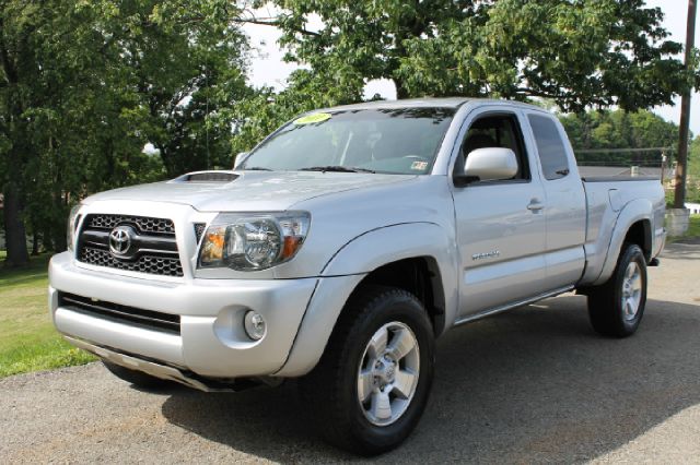 Toyota Tacoma 2011 photo 23