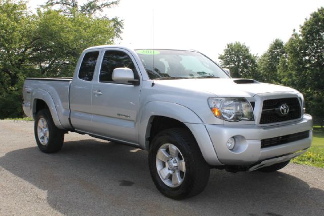 Toyota Tacoma 2011 photo 4