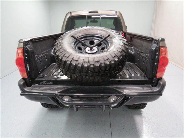 Toyota Tacoma 4dr Sdn ES 2.4L Auto Pickup Truck