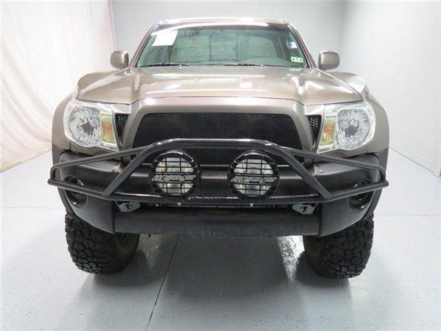 Toyota Tacoma 2011 photo 3