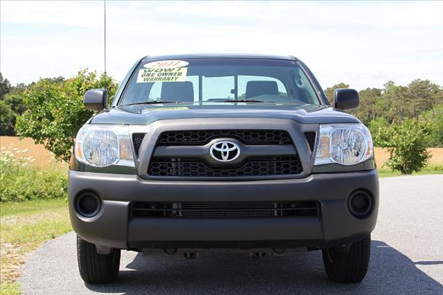 Toyota Tacoma 2011 photo 23