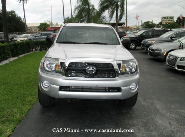 Toyota Tacoma 2011 photo 1