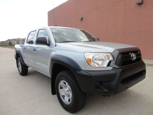 Toyota Tacoma 2012 photo 2