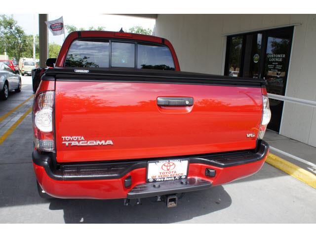 Toyota Tacoma 2012 photo 2