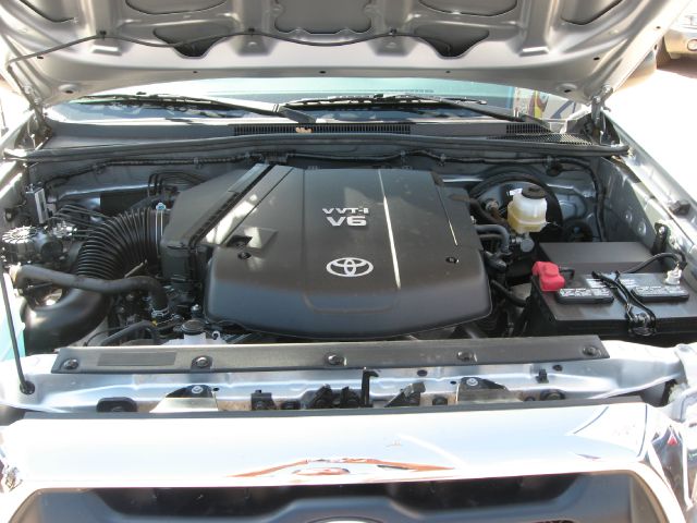 Toyota Tacoma 2012 photo 2