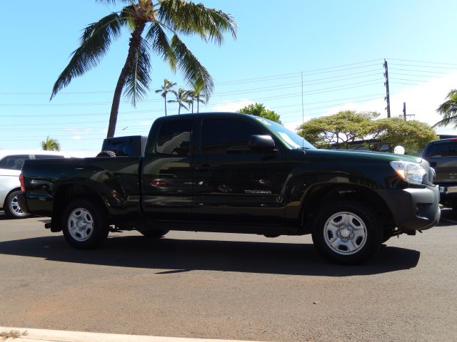 Toyota Tacoma 2012 photo 2