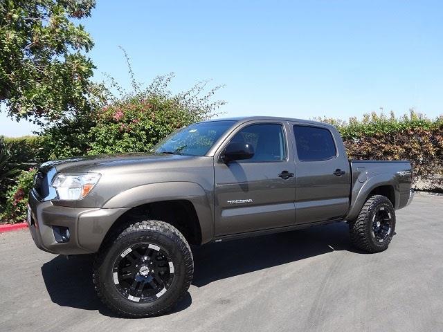 Toyota Tacoma 2012 photo 1