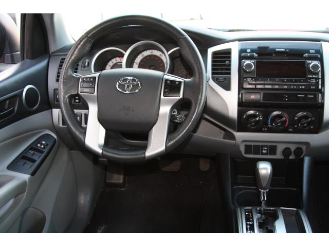 Toyota Tacoma 2012 photo 1