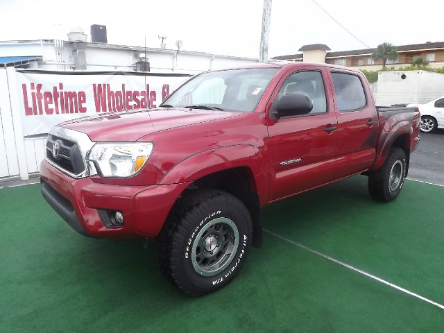 Toyota Tacoma 2012 photo 2