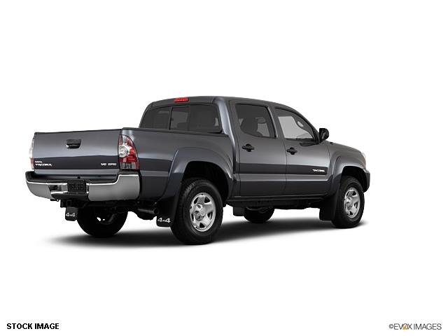 Toyota Tacoma 2013 photo 2