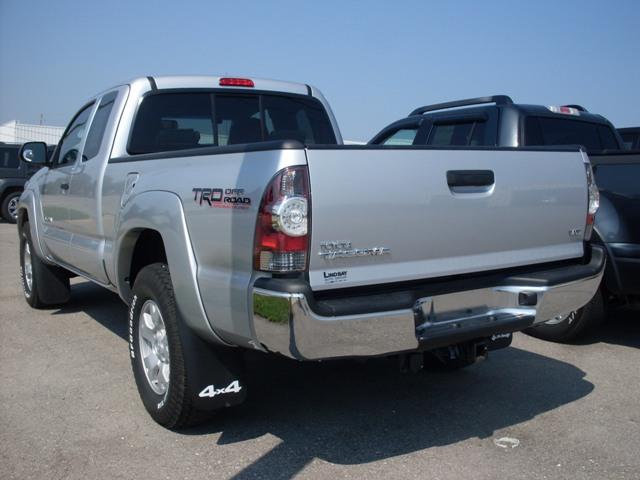 Toyota Tacoma 2013 photo 1