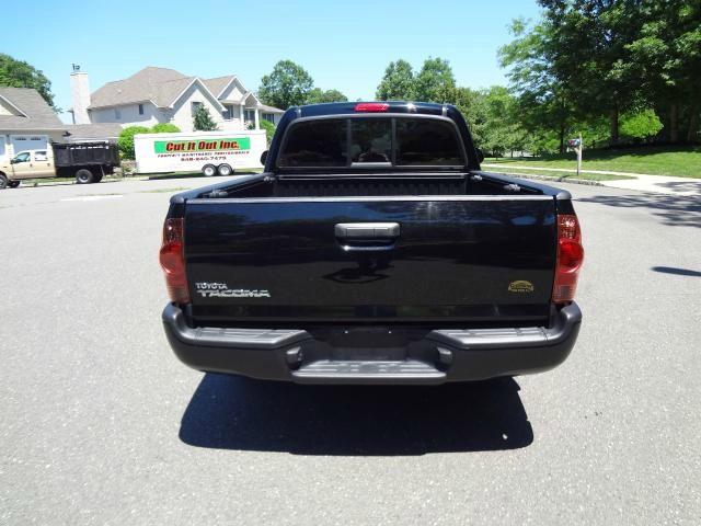 Toyota Tacoma 2013 photo 2