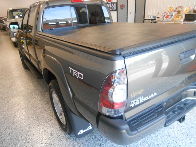 Toyota Tacoma 2013 photo 10