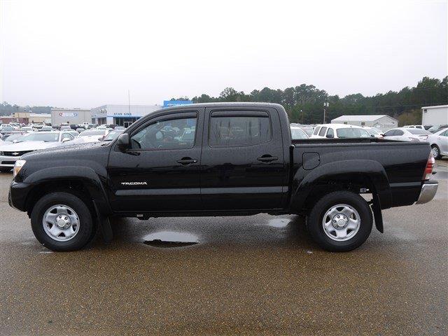 Toyota Tacoma 2013 photo 1