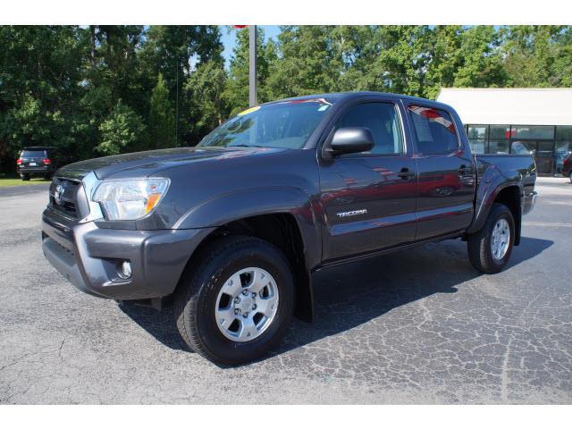 Toyota Tacoma 2013 photo 2