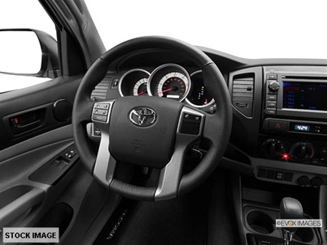 Toyota Tacoma 2013 photo 1