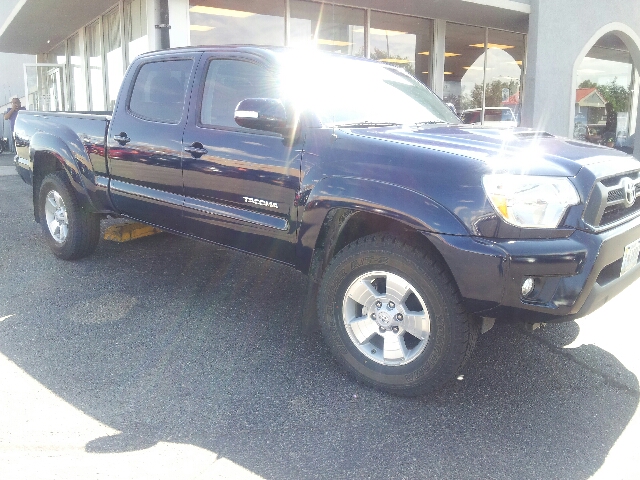 Toyota Tacoma 2013 photo 1