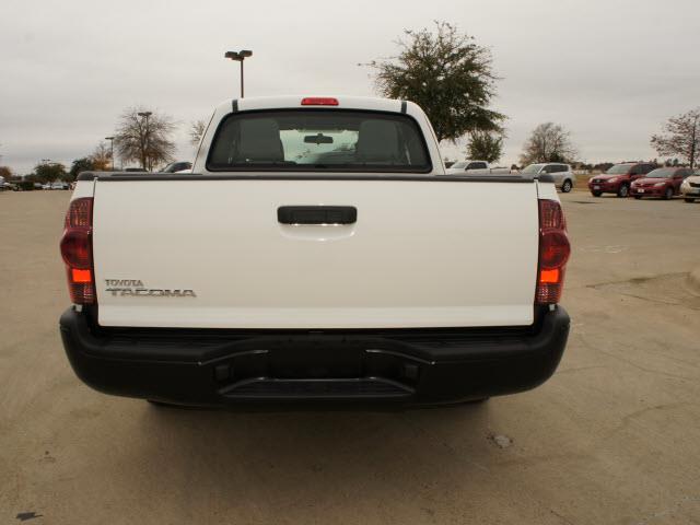 Toyota Tacoma 2014 photo 2